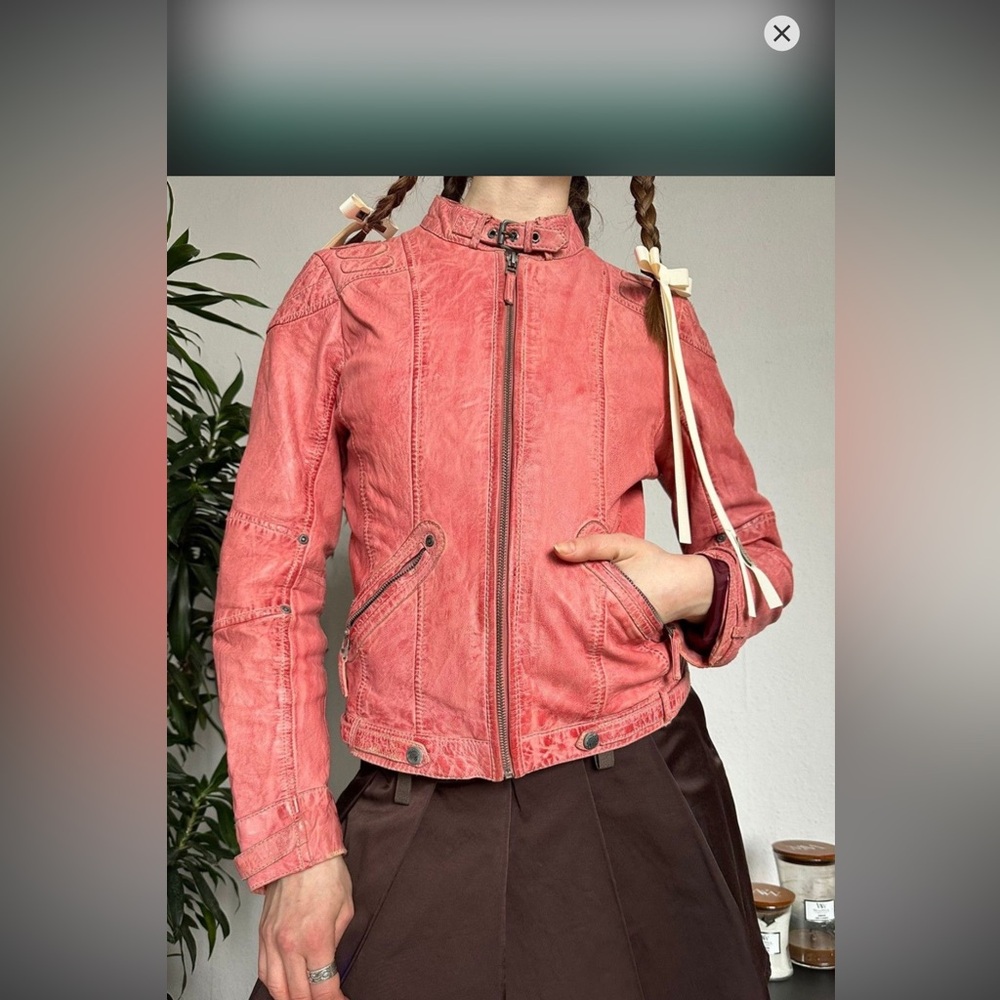 Pink leather jacket worn condition vintage size medium fits small